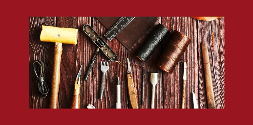 牛本革と工具